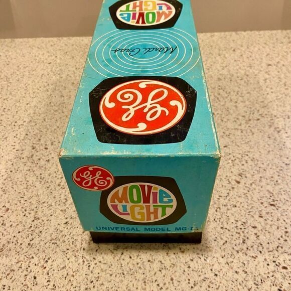 VTG GE Mardi Gras Movie Light Works NOS with bulb - Picture 16 of 16